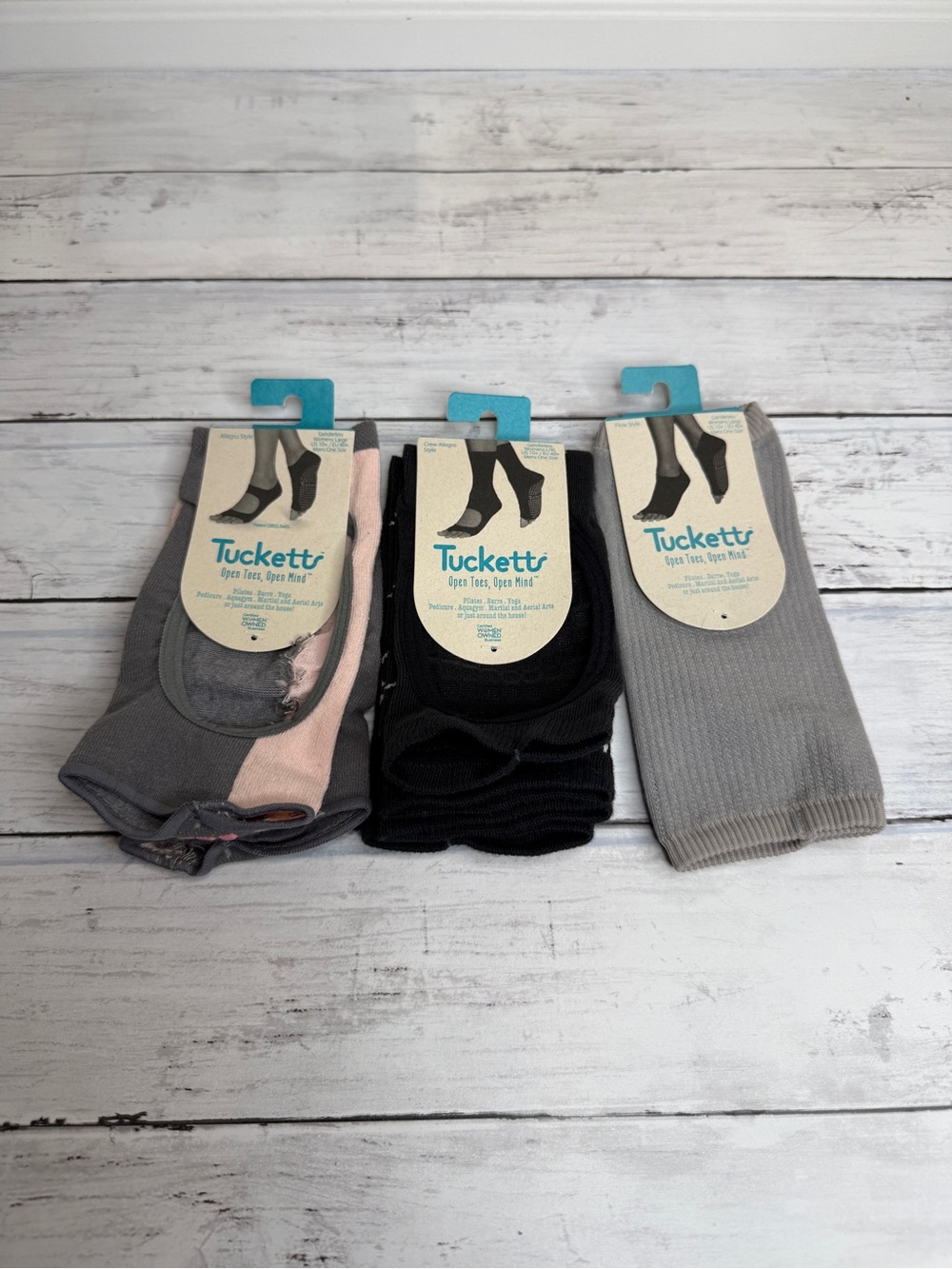 Women's Hosiery Pack — Gray, Black & Light Pink No-Show and Crew Socks